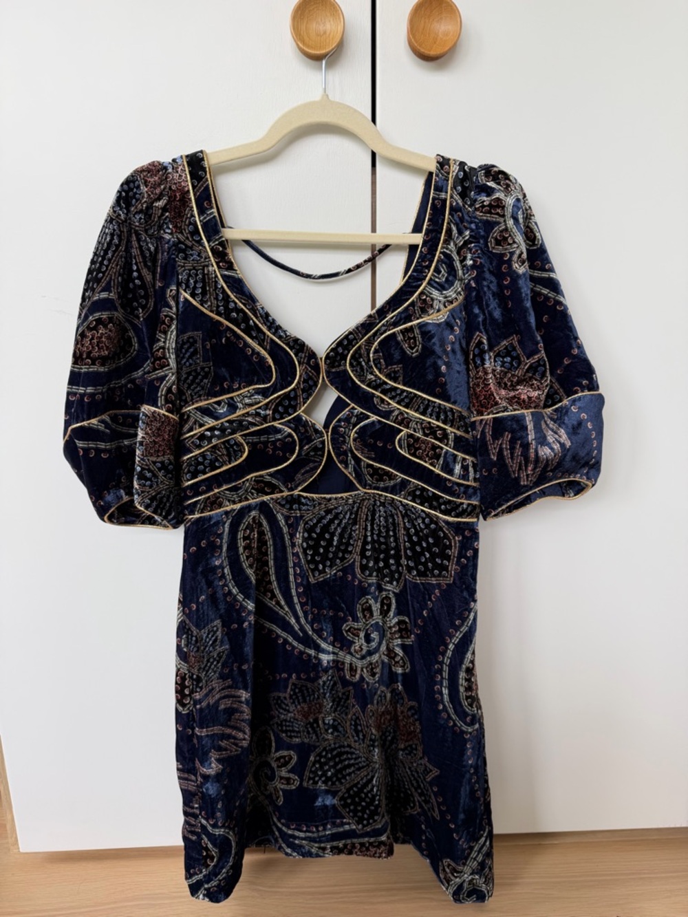 FARM Rio Navy Velvet Paisley Mini Dress with Gold Trim NWT
